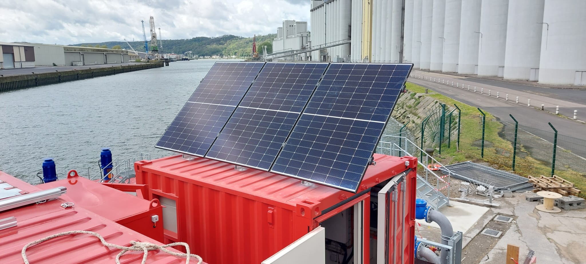 Stockage frigorifique mobile pour fruits et légumes en site isolé